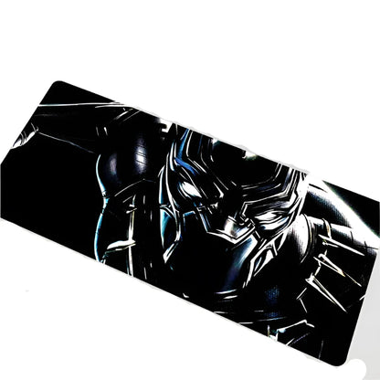 tapis gamer souris black panther close up
